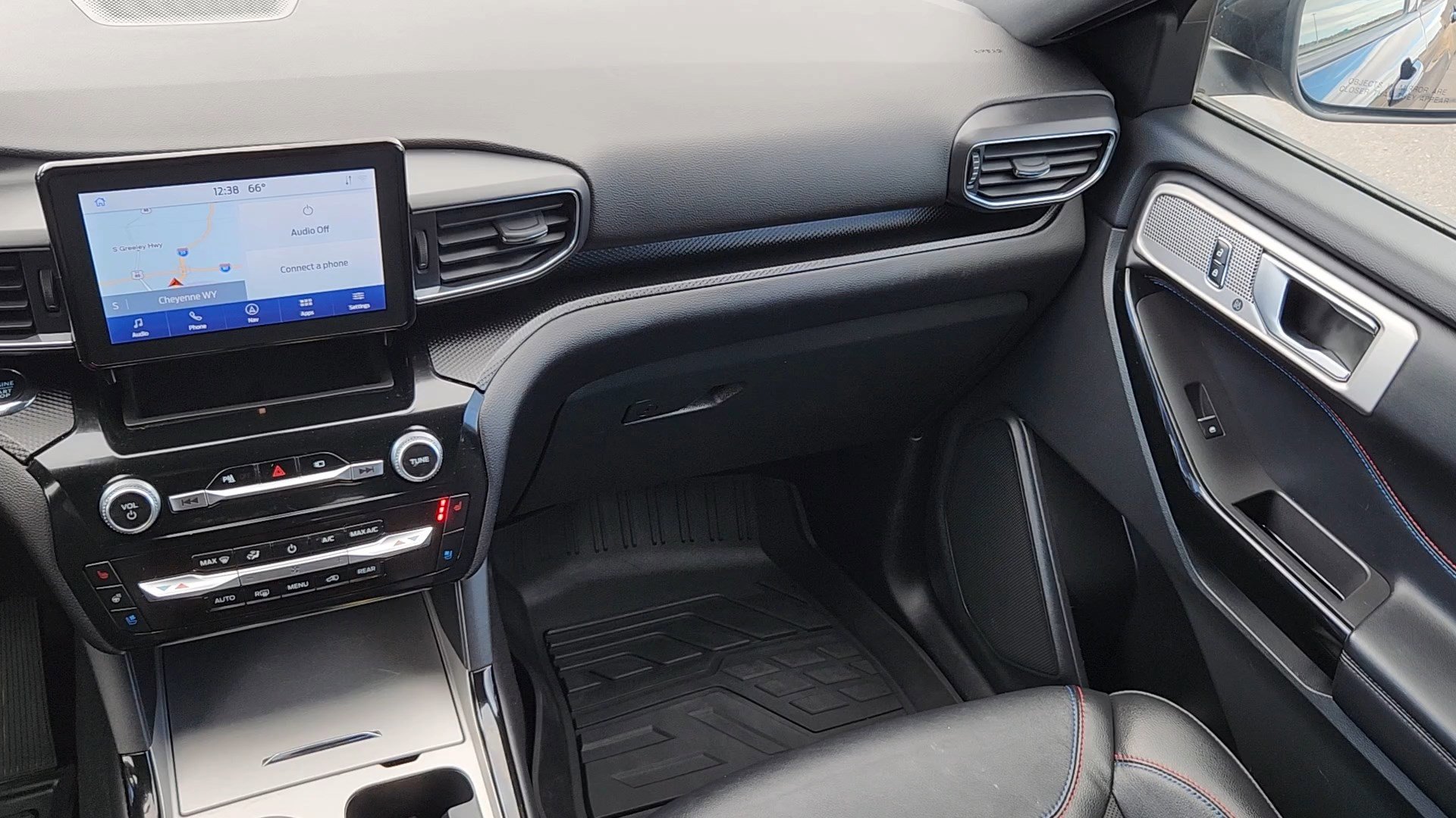 Used 2023 Ford Explorer ST w/ ST Appearance Package image 6