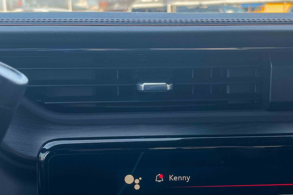 Used 2024 GMC Sierra 2500 AT4 w/ AT4 Premium Plus Package image 29