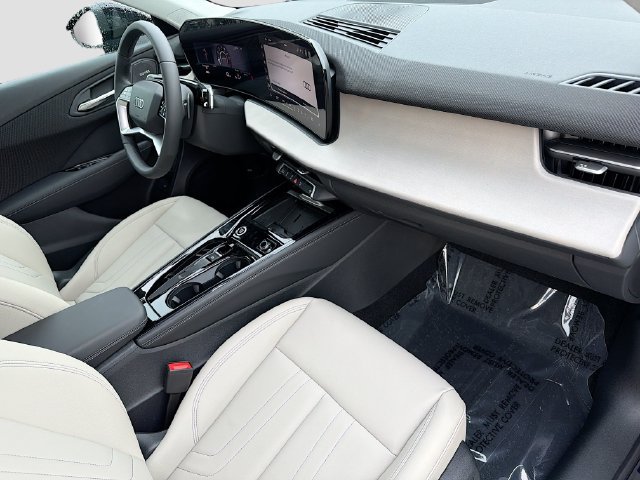 New 2026 Audi Q3 quattro 2.0T AWD/4WD image 13