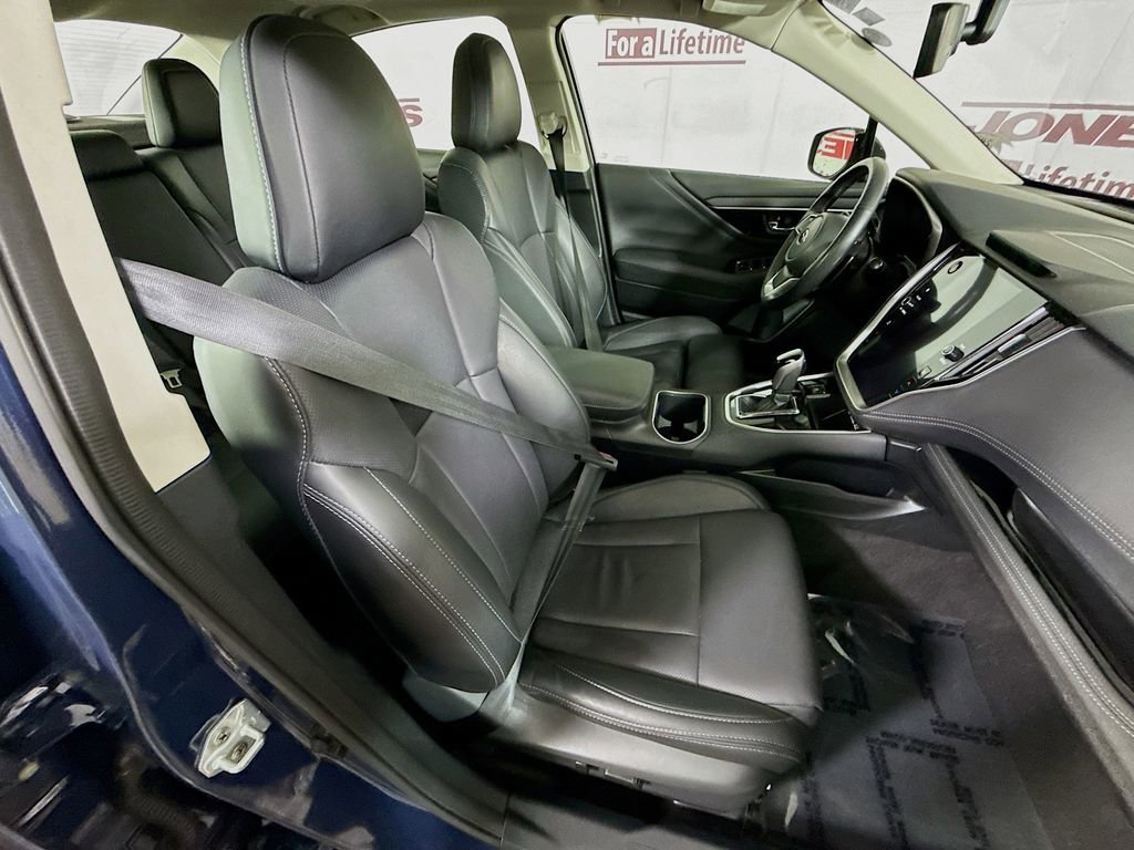 Used 2025 Subaru Legacy Limited AWD/4WD image 34