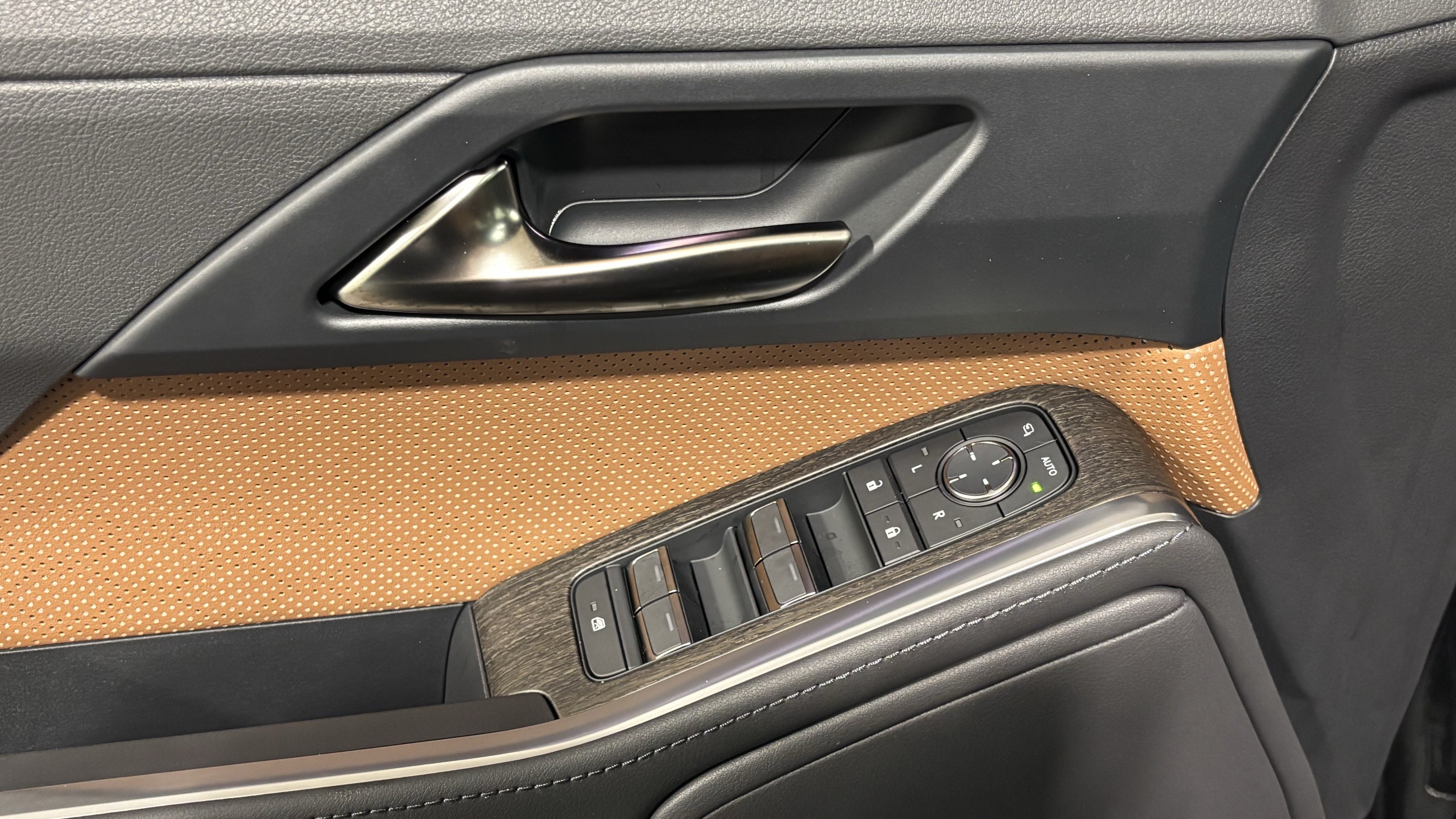 New 2026 Lexus GX 550 AWD/4WD image 10
