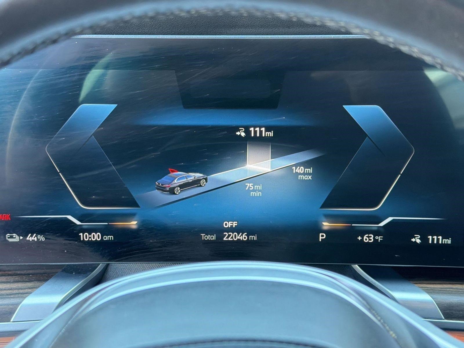 Certified 2024 BMW i7 xDrive60 image 19