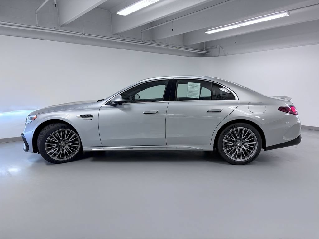Used 2025 Mercedes-Benz E 53 AMG e 4MATIC Sedan image 5