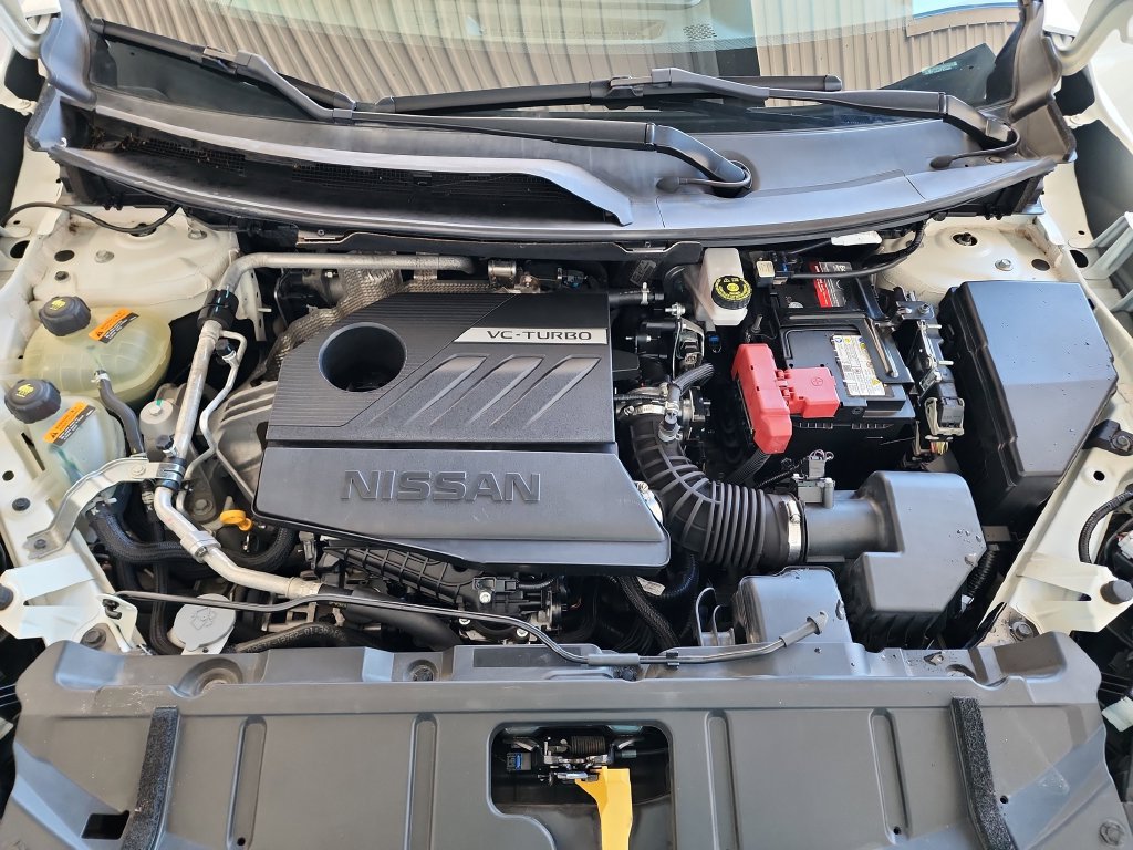 Used 2023 Nissan Rogue S FWD image 38