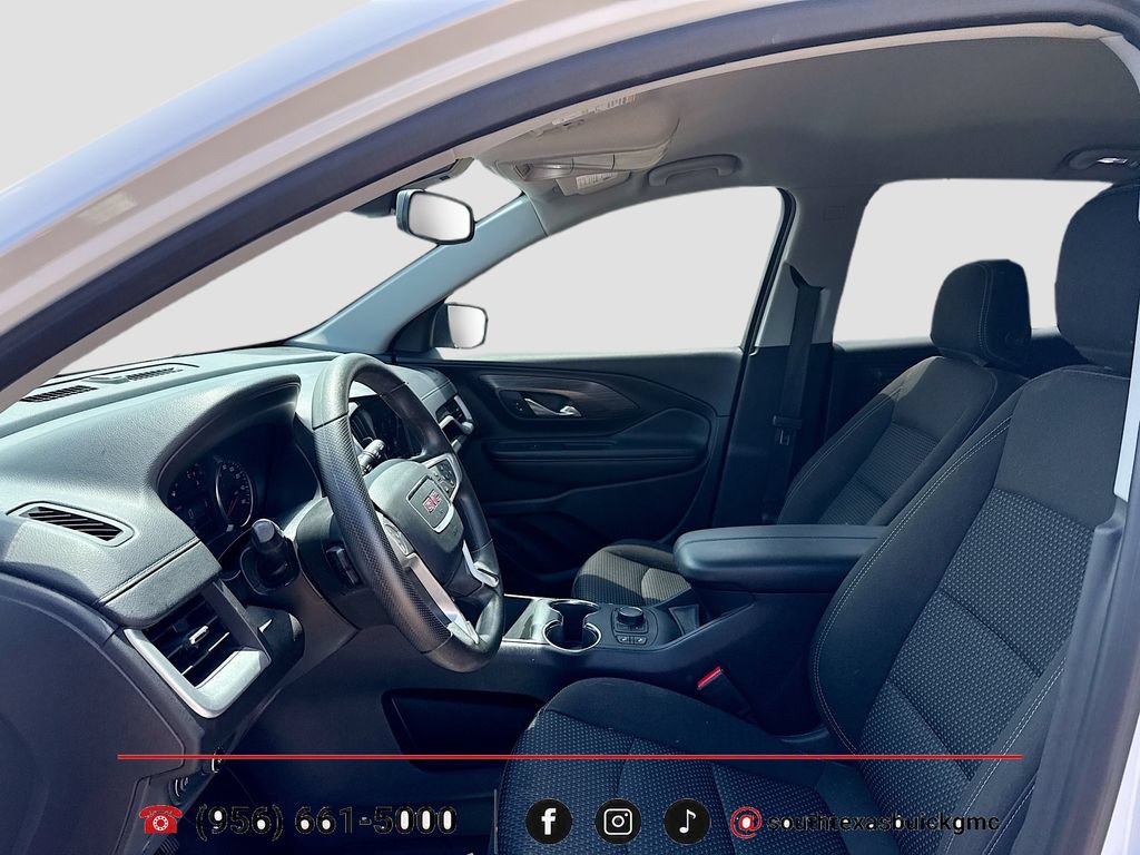 Used 2024 GMC Terrain SLE w/ Driver Convenience Package FWD image 11