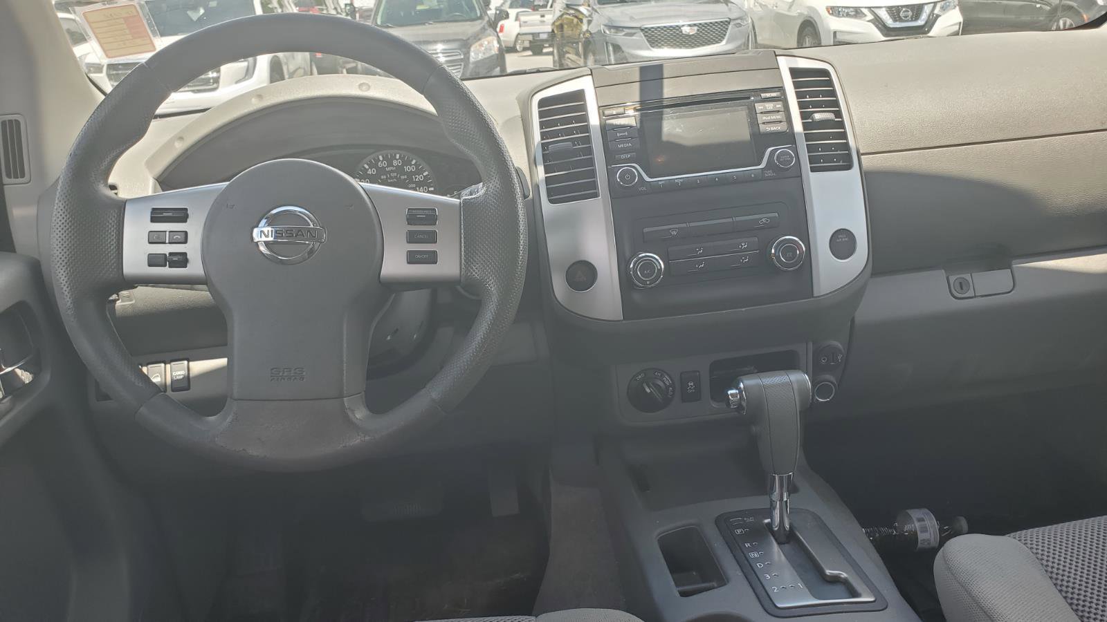 Used 2018 Nissan Frontier SV AWD/4WD image 7