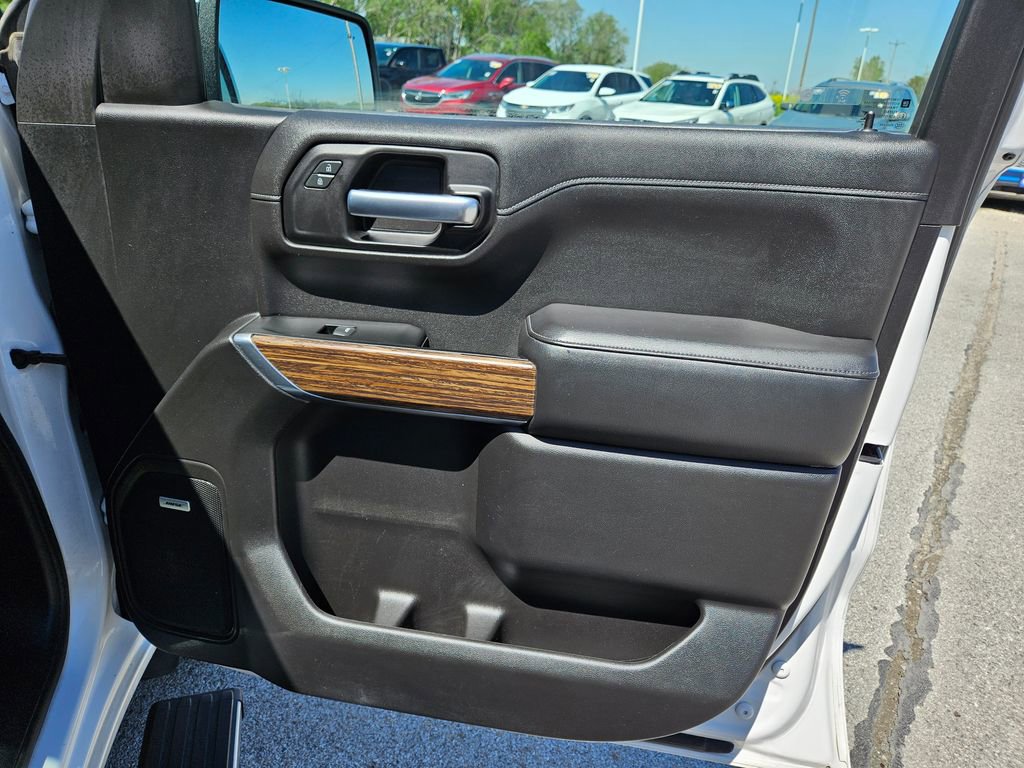 Used 2019 Chevrolet Silverado 1500 High Country w/ Technology Package AWD/4WD image 34