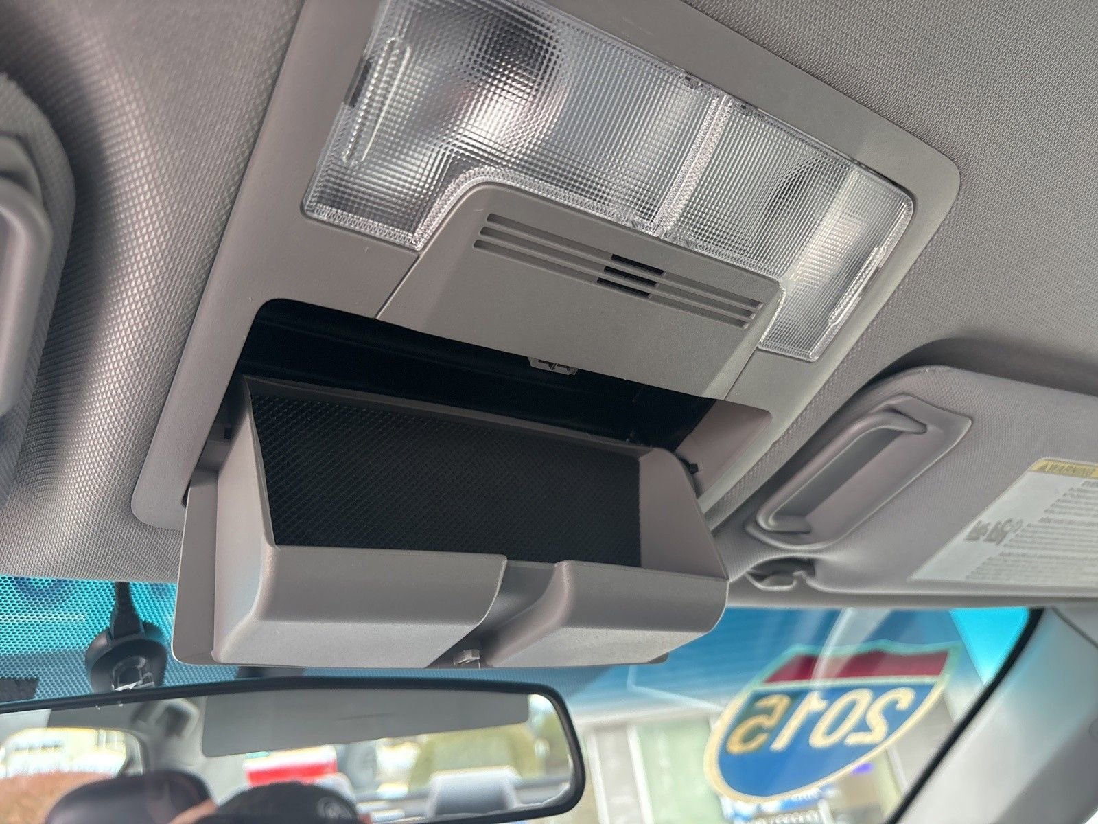 Used 2015 Toyota Camry SE image 30