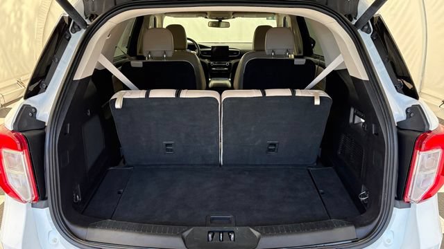 Used 2021 Ford Explorer Limited w/ Hybrid Equipment Group 310A RWD image 4