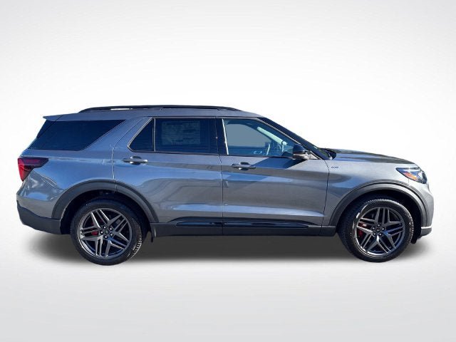 New 2026 Ford Explorer ST-Line w/ ST-Line Street Pack AWD/4WD image 7