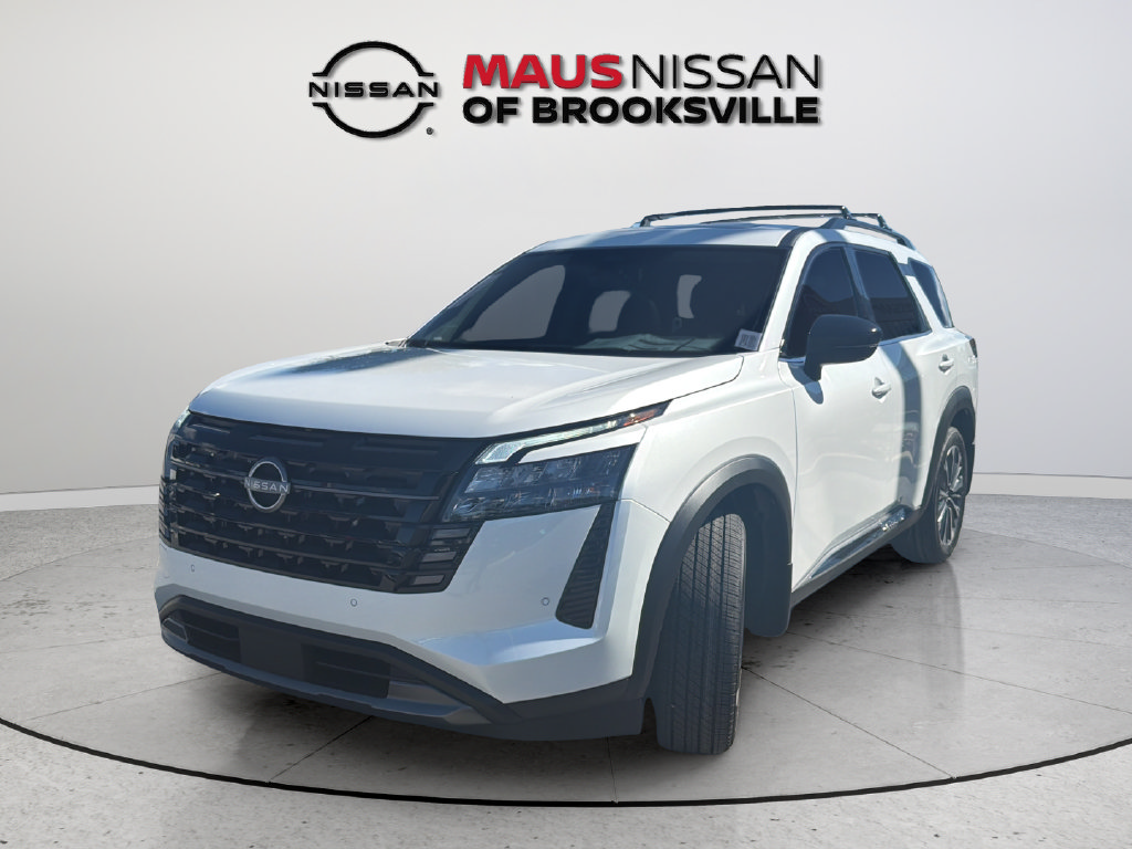 New 2026 Nissan Pathfinder Platinum FWD image 4
