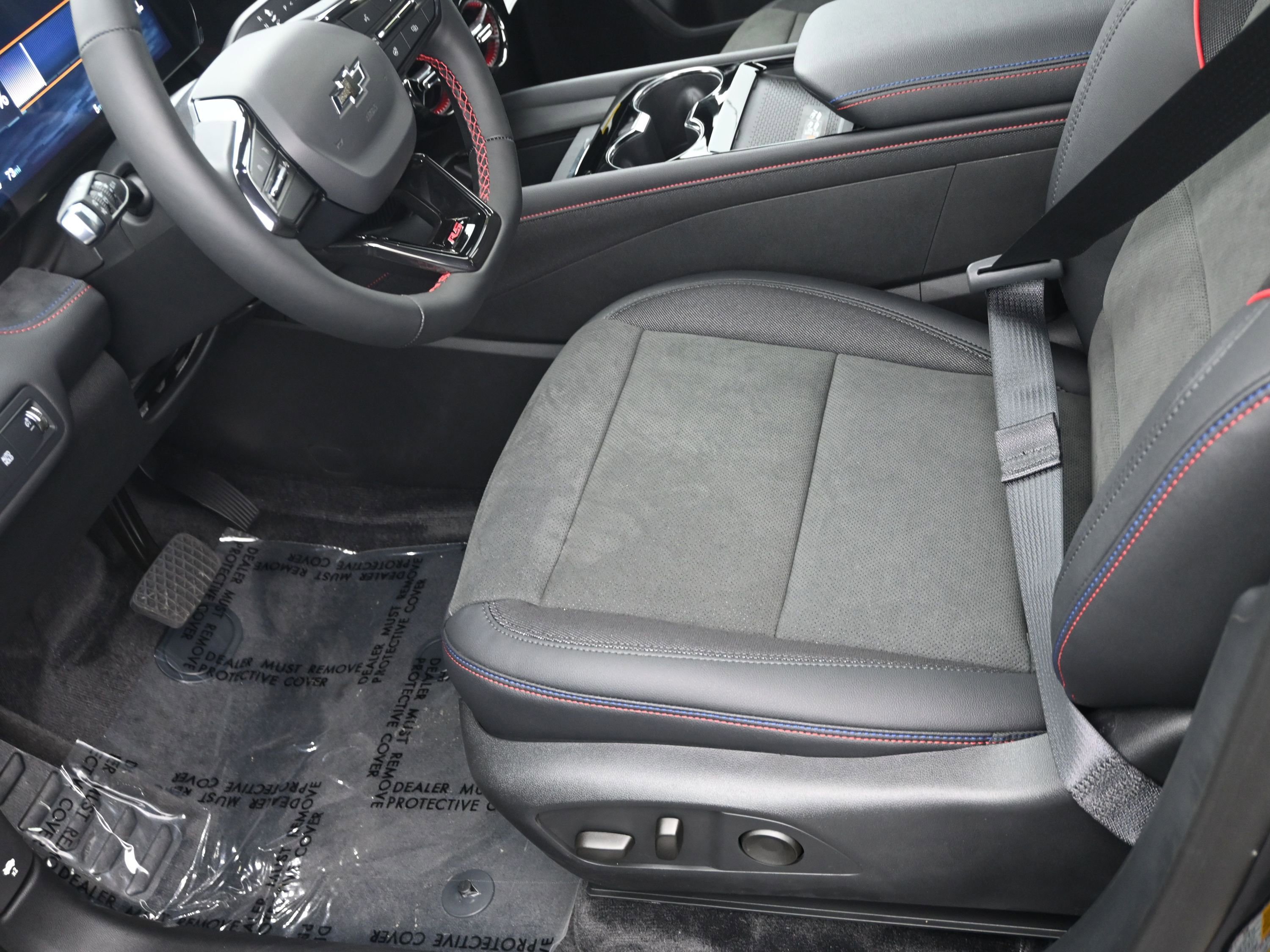 New 2025 Chevrolet Blazer EV RS image 10