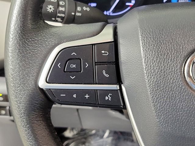 Used 2024 Toyota Sienna XLE FWD image 24