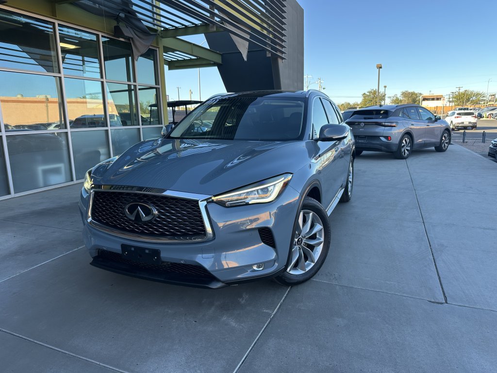 Used 2022 INFINITI QX50 Essential FWD image 2