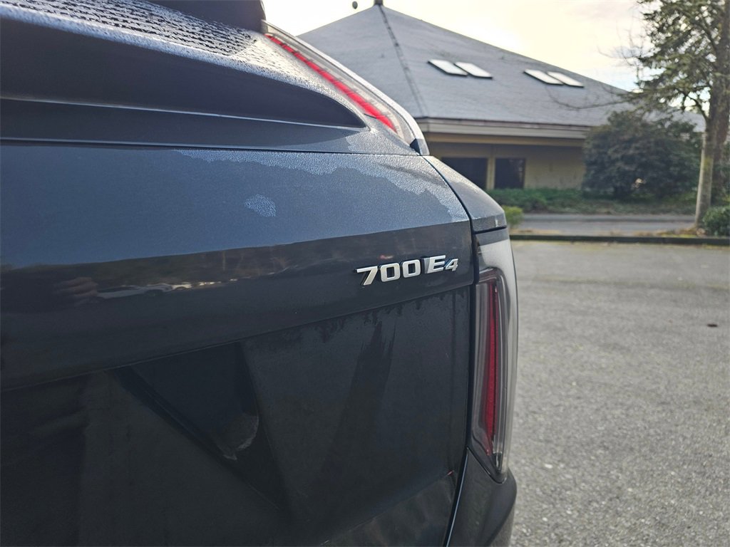 New 2026 Cadillac Optiq Luxury 2 image 14