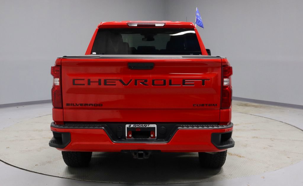 Used 2023 Chevrolet Silverado 1500 Custom w/ LPO, Dark Essentials Package AWD/4WD image 9
