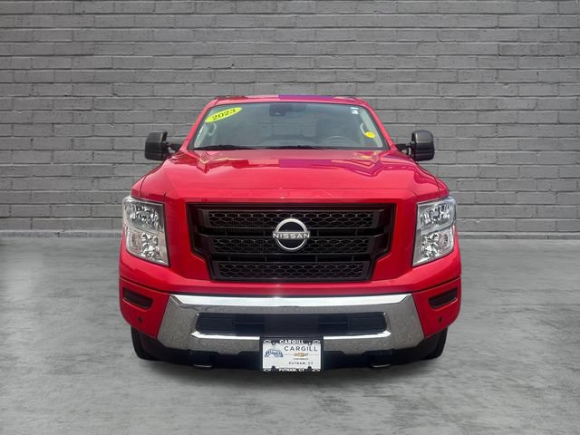 Used 2023 Nissan Titan SV w/ SV Convenience Package AWD/4WD image 2