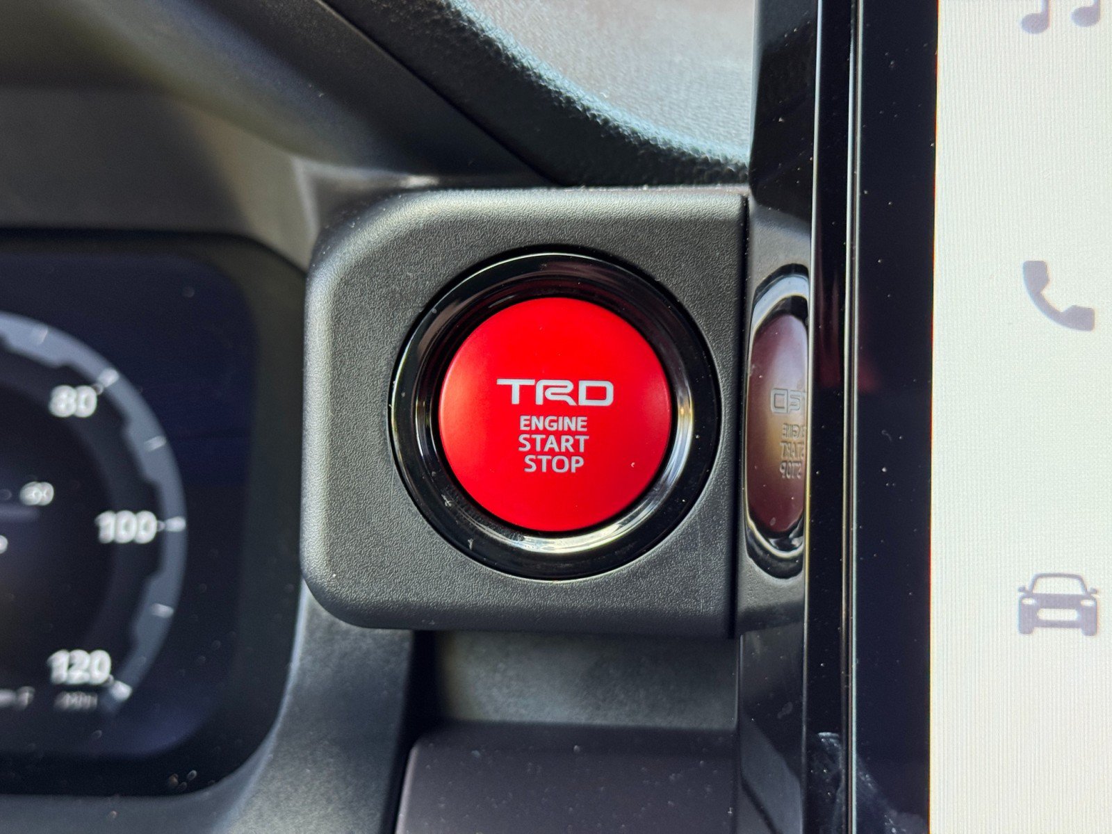 Used 2024 Toyota Tacoma TRD Off-Road w/ TRD Off Road Premium Package AWD/4WD image 23