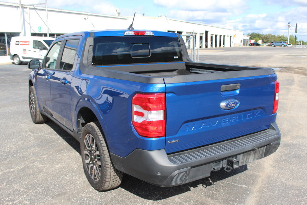 Used 2024 Ford Maverick Lariat FWD image 4