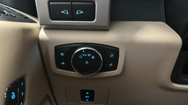 Used 2018 Ford F250 Lariat w/ Chrome Package AWD/4WD image 29