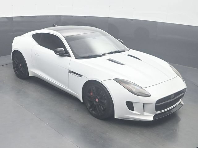 Used 2015 Jaguar F-TYPE R RWD image 17