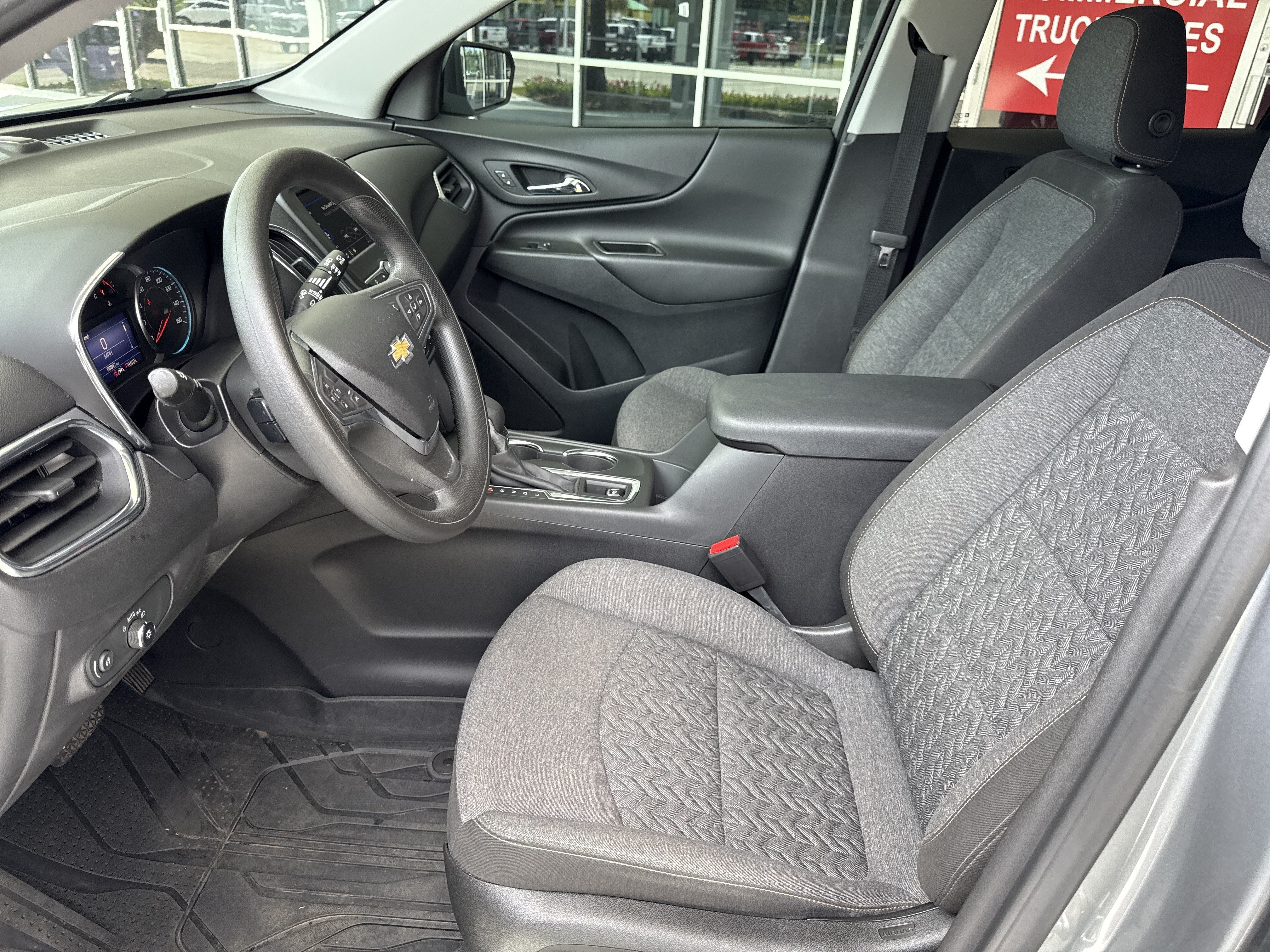 Used 2023 Chevrolet Equinox LT FWD image 15
