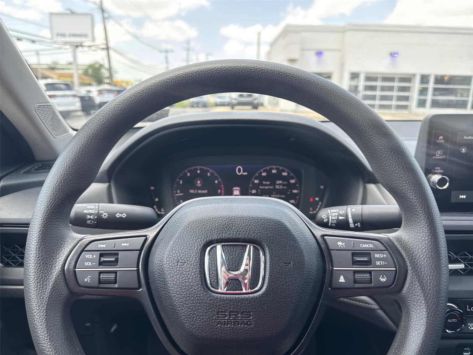 Used 2026 Honda Accord SE image 18