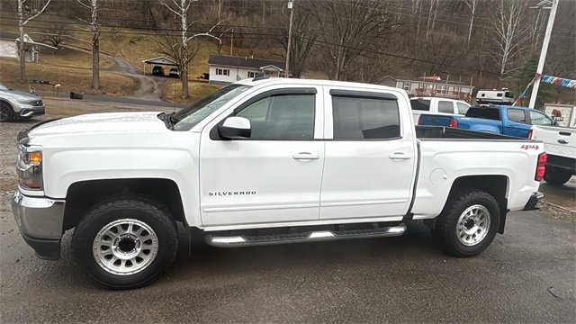 Used 2018 Chevrolet Silverado 1500 LT w/ All Star Edition image 5