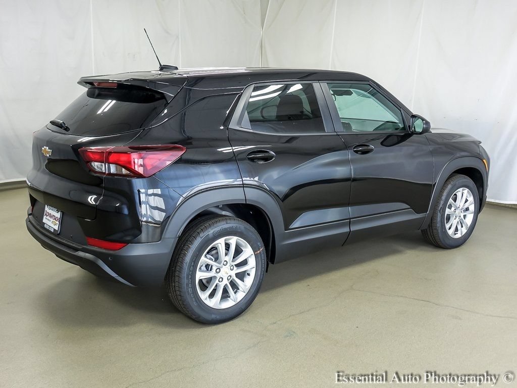 New 2026 Chevrolet TrailBlazer LS w/ LS Convenience Package FWD image 9