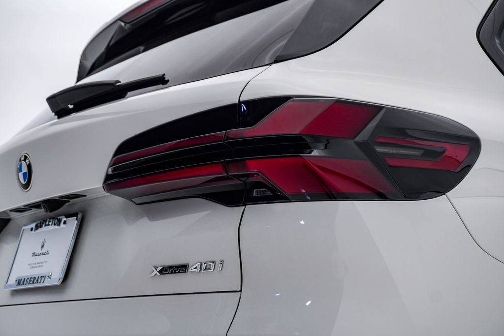 Used 2024 BMW X5 xDrive40i w/ M Sport Package image 13