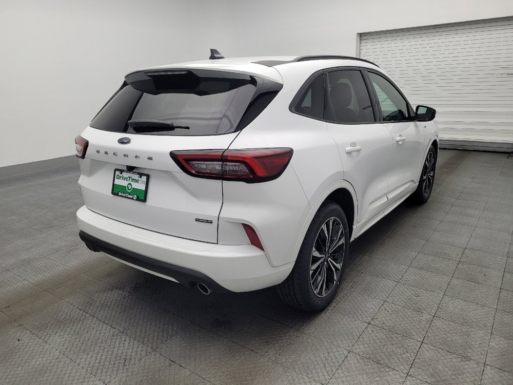 Used 2023 Ford Escape ST-Line Select image 9