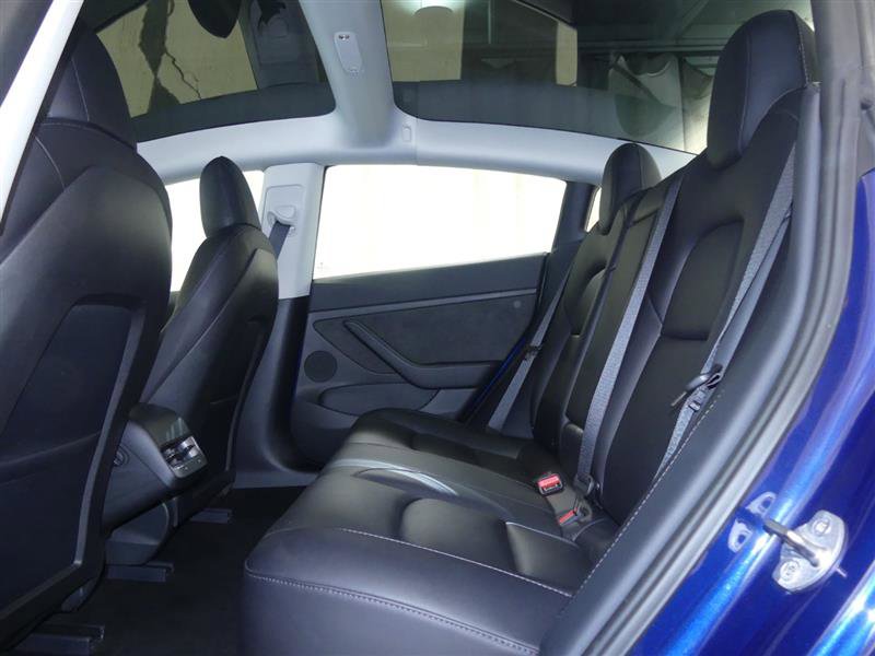 Used 2022 Tesla Model 3 Long Range image 21