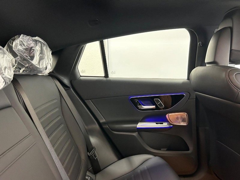 New 2025 Mercedes-Benz GLC 300 4MATIC image 3