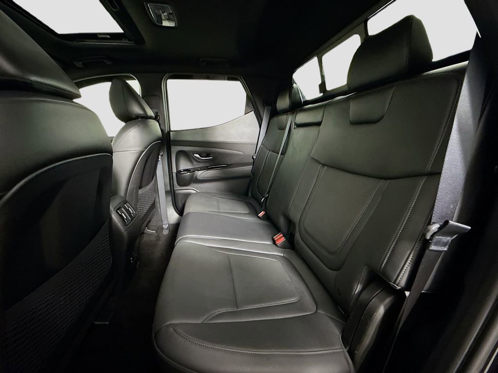 Used 2022 Hyundai Santa Cruz Limited image 11