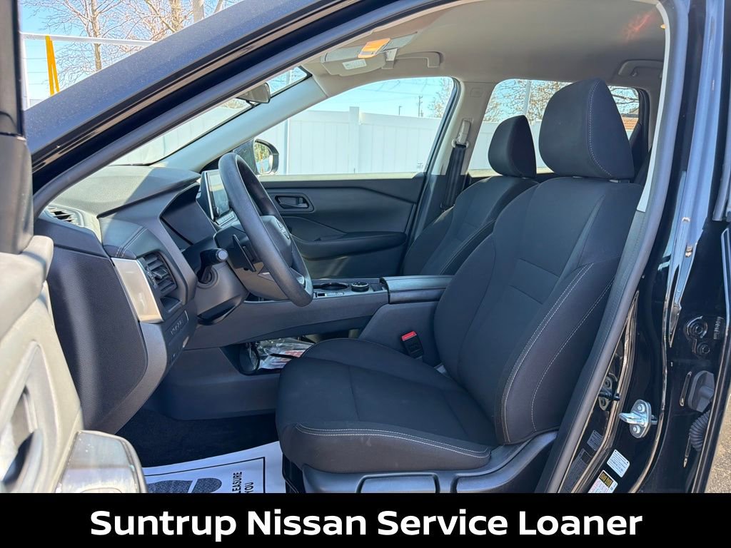 Certified 2025 Nissan Rogue S image 11