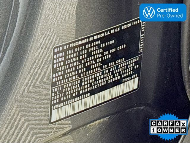 Certified 2024 Volkswagen Tiguan SE image 34