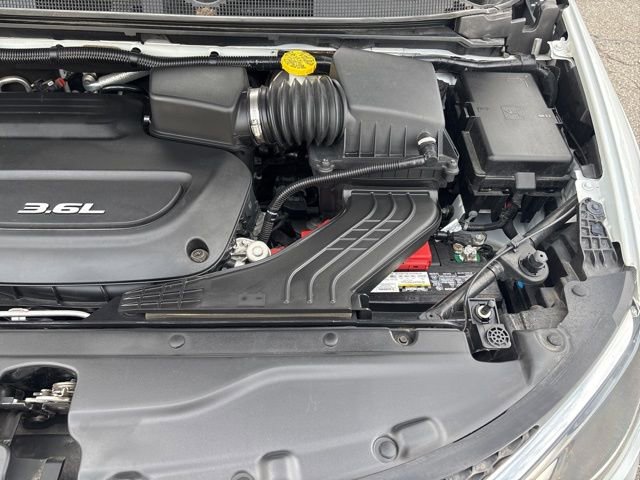 Used 2018 Chrysler Pacifica Touring-L Plus w/ Advanced Safetytec Group image 42