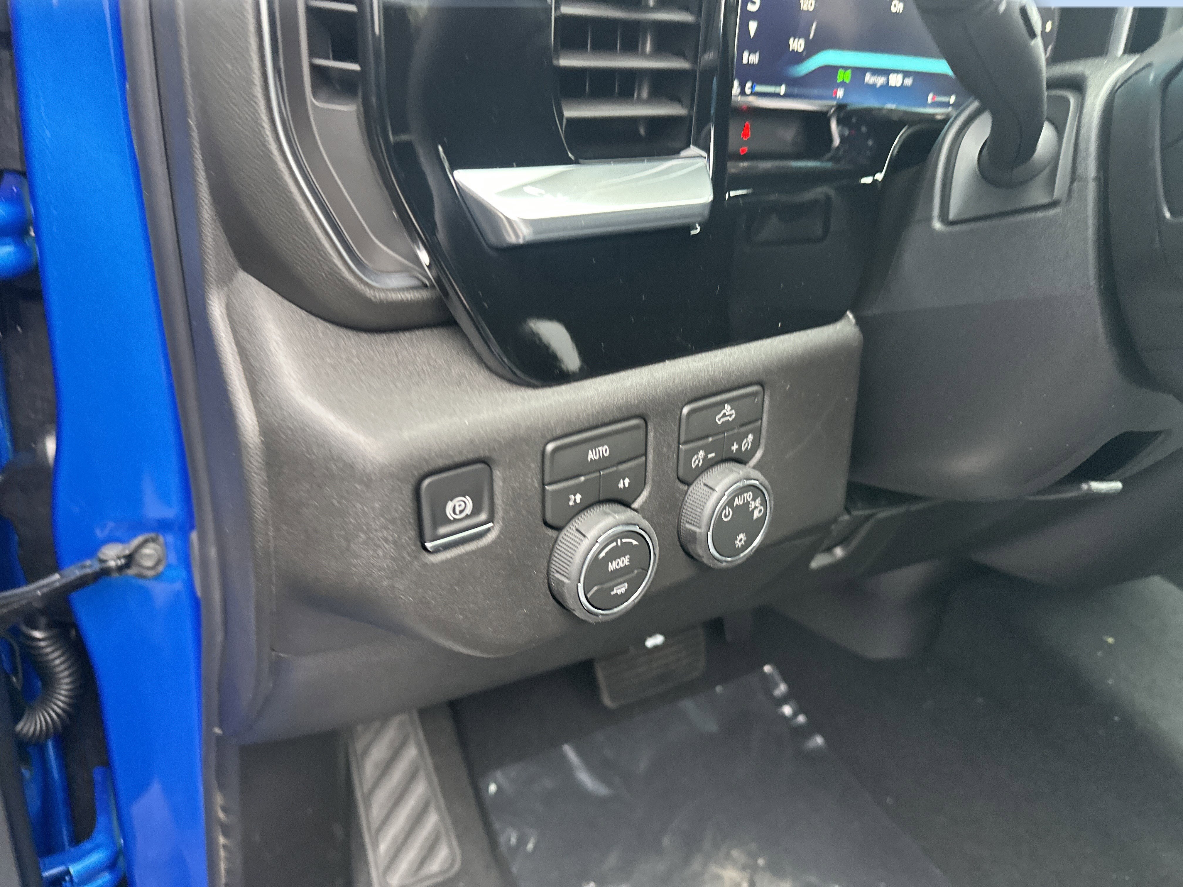 New 2026 Chevrolet Silverado 1500 LT image 12