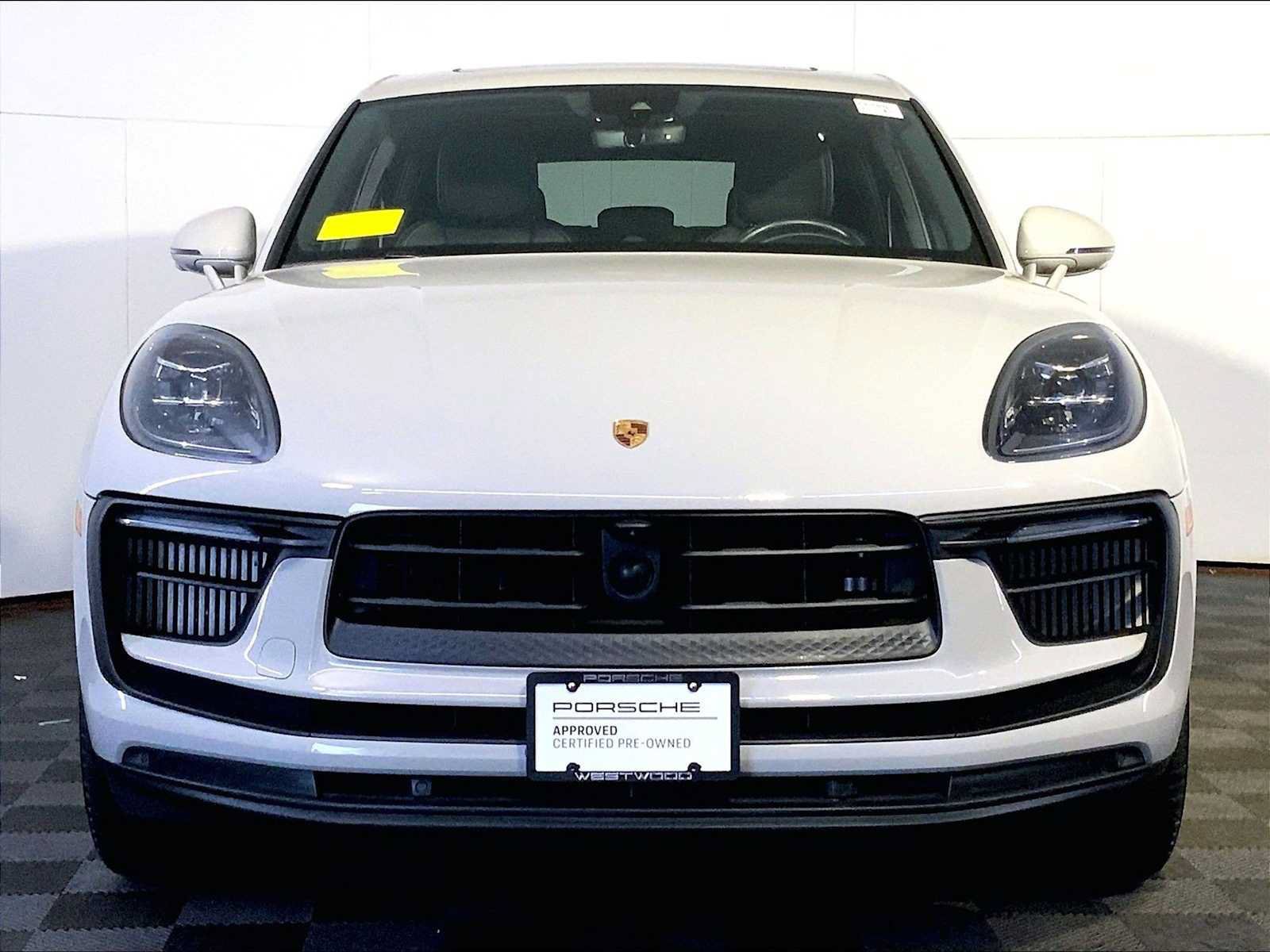 Certified 2024 Porsche Macan S AWD/4WD image 10