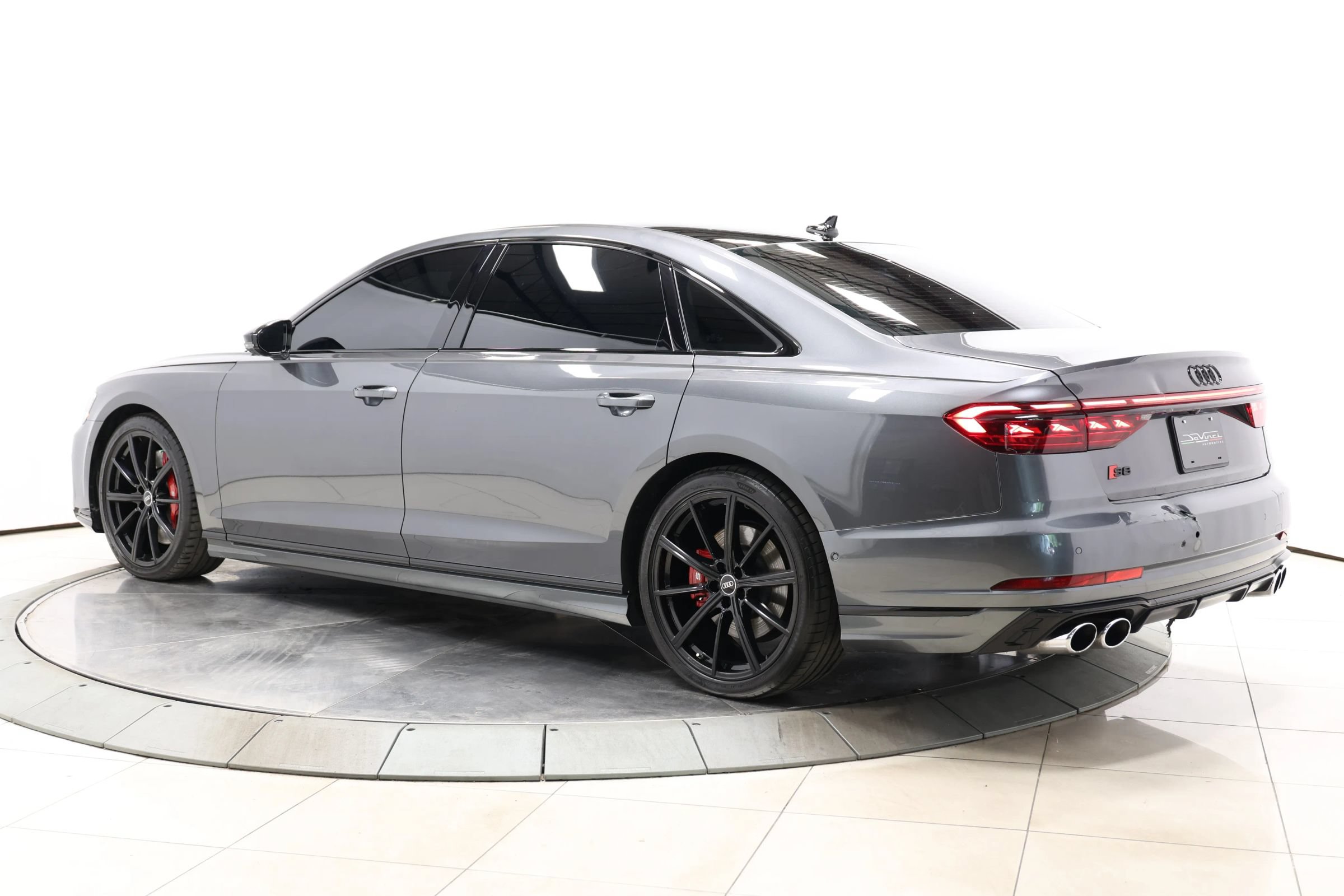 Used 2023 Audi S8 w/ S8 Comfort Plus Package AWD/4WD image 56