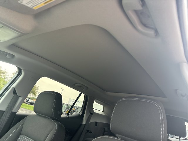 Certified 2024 GMC Terrain SLE w/ Driver Convenience Package FWD image 24