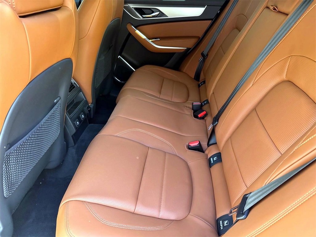 Used 2026 Jaguar F-PACE R-Dynamic S image 10