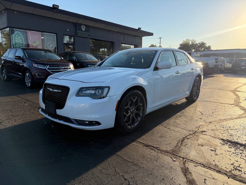 Used 2015 Chrysler 300 S AWD/4WD image 2