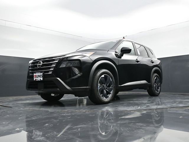 Used 2025 Nissan Rogue SV AWD/4WD image 46