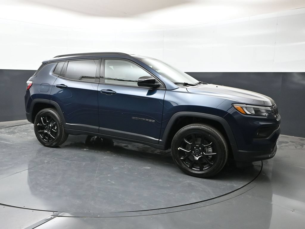New 2026 Jeep Compass Latitude AWD/4WD image 1