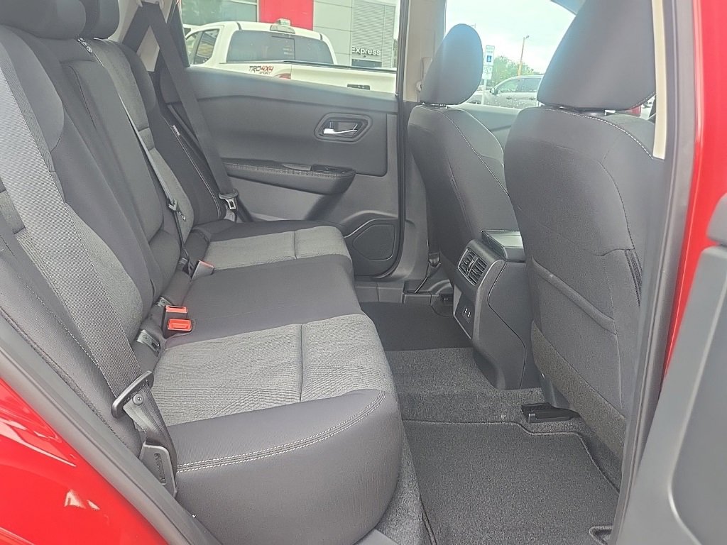 New 2026 Nissan Rogue SV image 27