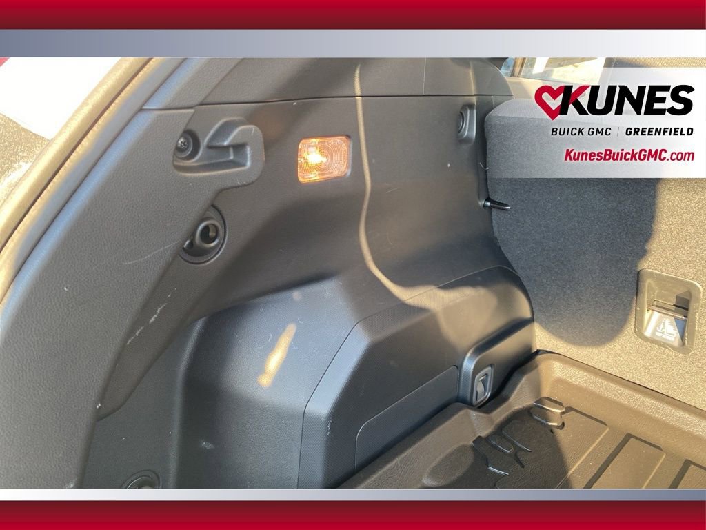 Used 2024 Subaru Crosstrek 2.0i image 34