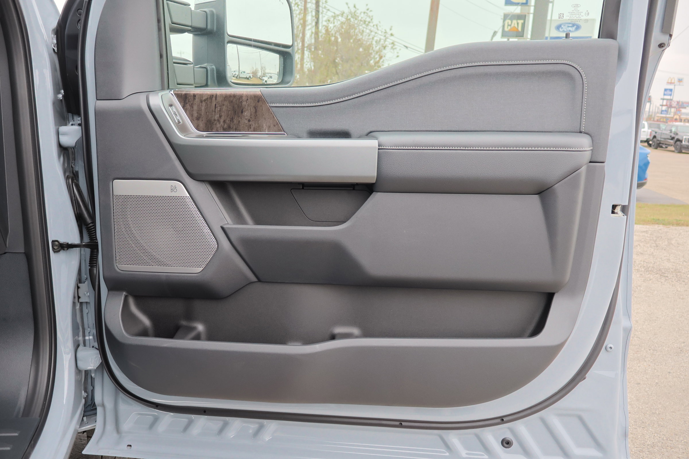 New 2026 Ford F450 Lariat w/ Chrome Package image 36