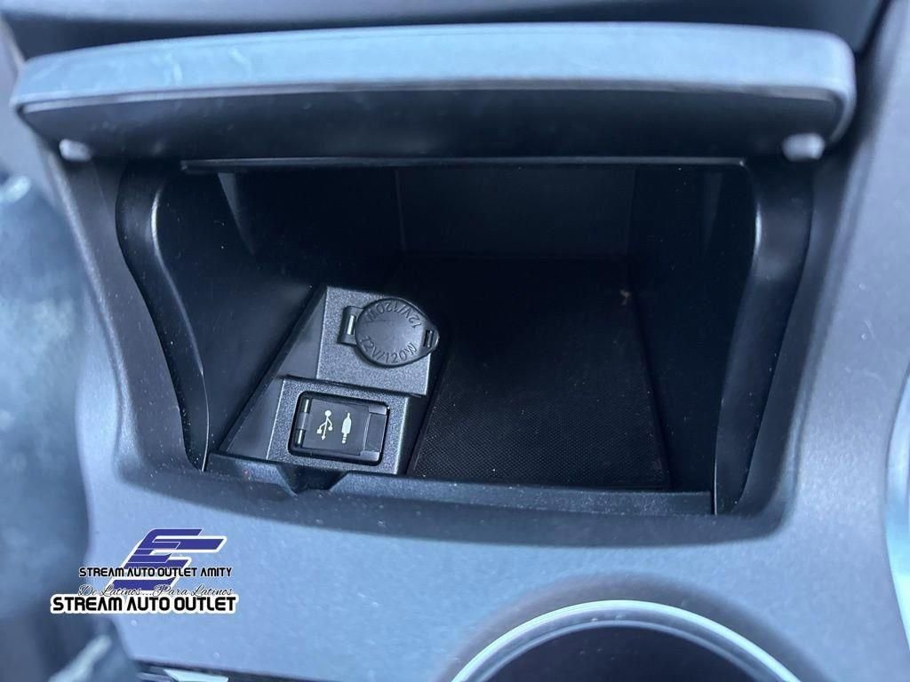 Used 2017 Toyota Camry LE image 24