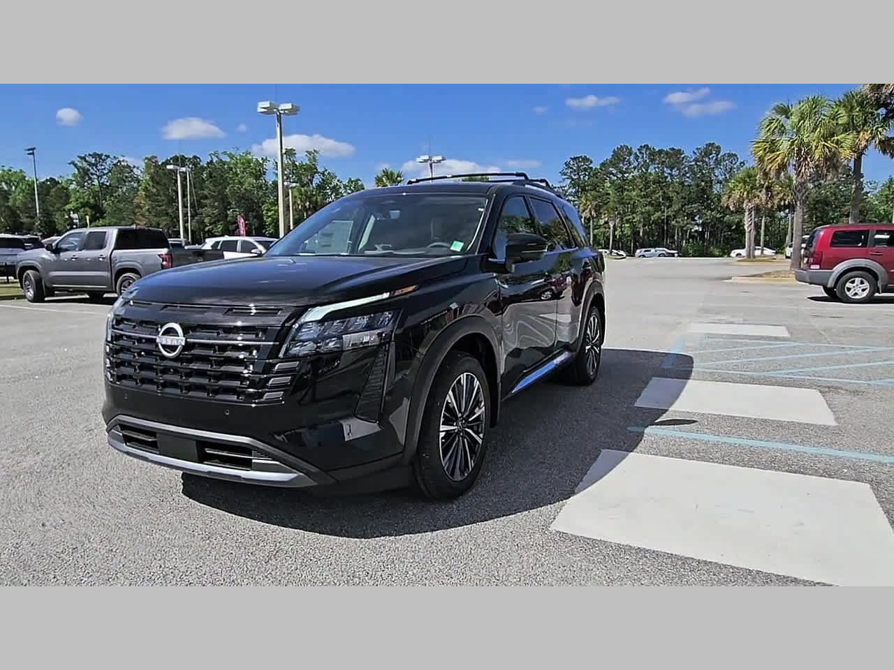 New 2026 Nissan Pathfinder Platinum FWD image 21